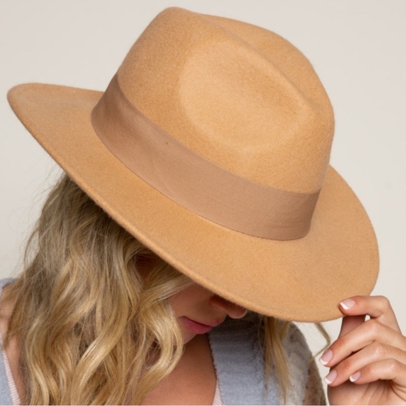 POL Tan Wool Wide Brim Bow Fedora Hat - Picture 2 of 7